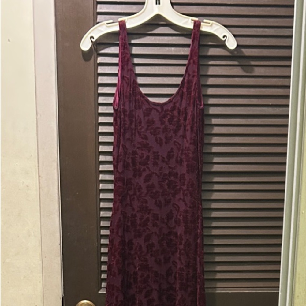 Long Velvet Patterned Maxi Dress